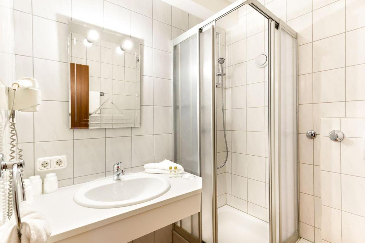 Aparthotel Kleinwalsertal มิทเทลแบร์ก ภายนอก รูปภาพ