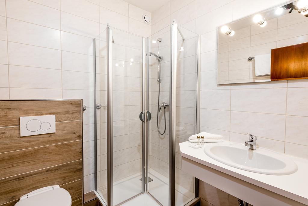 Aparthotel Kleinwalsertal มิทเทลแบร์ก ภายนอก รูปภาพ